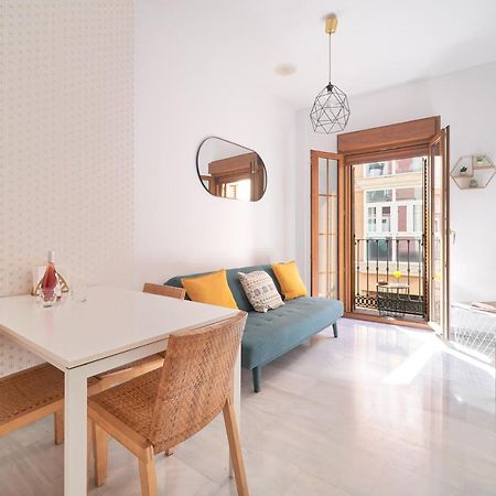 Apartamento En El Centro, Tranquilo Y Luminoso มาลากา ภายนอก รูปภาพ