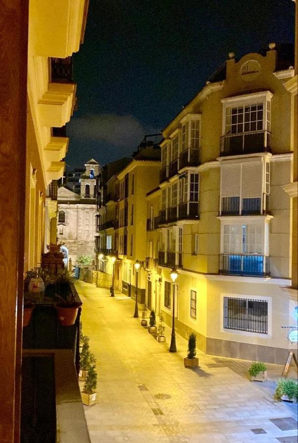 Apartamento En El Centro, Tranquilo Y Luminoso มาลากา ภายนอก รูปภาพ