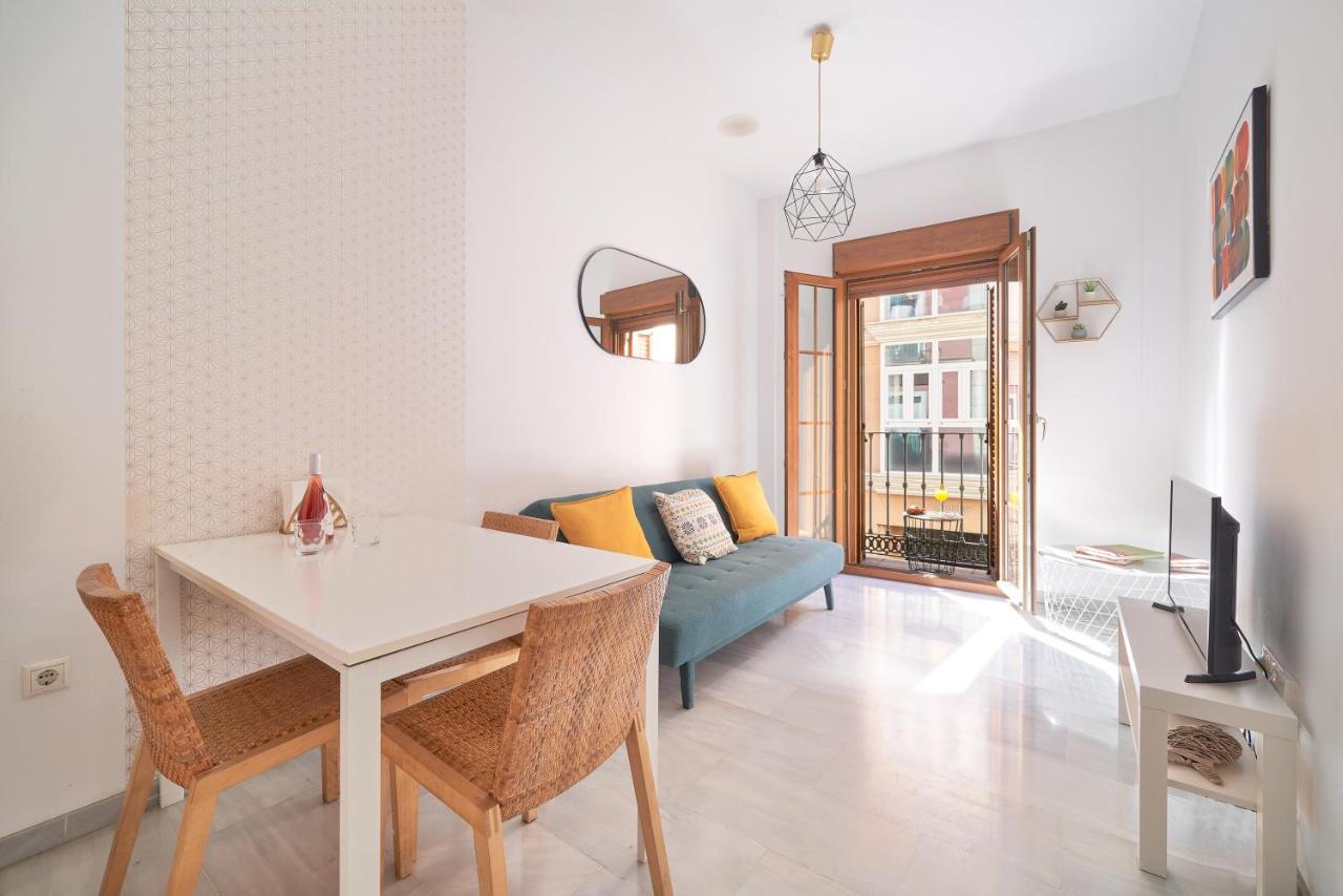 Apartamento En El Centro, Tranquilo Y Luminoso มาลากา ภายนอก รูปภาพ